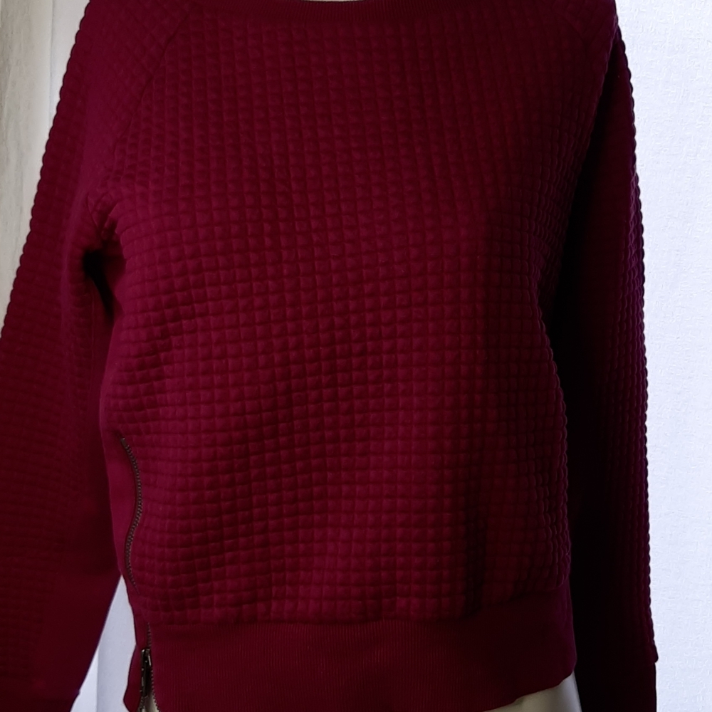 Reebok athletic sweater